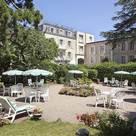 Logis Hotel Royal Saint-Mart Royat Εξωτερικό φωτογραφία