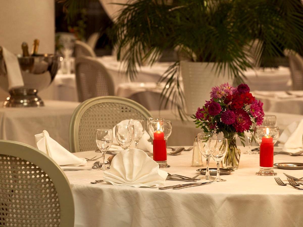 Logis Hotel Royal Saint-Mart Royat Εξωτερικό φωτογραφία