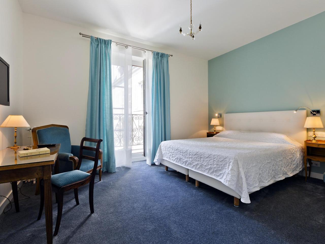 Logis Hotel Royal Saint-Mart Royat Εξωτερικό φωτογραφία
