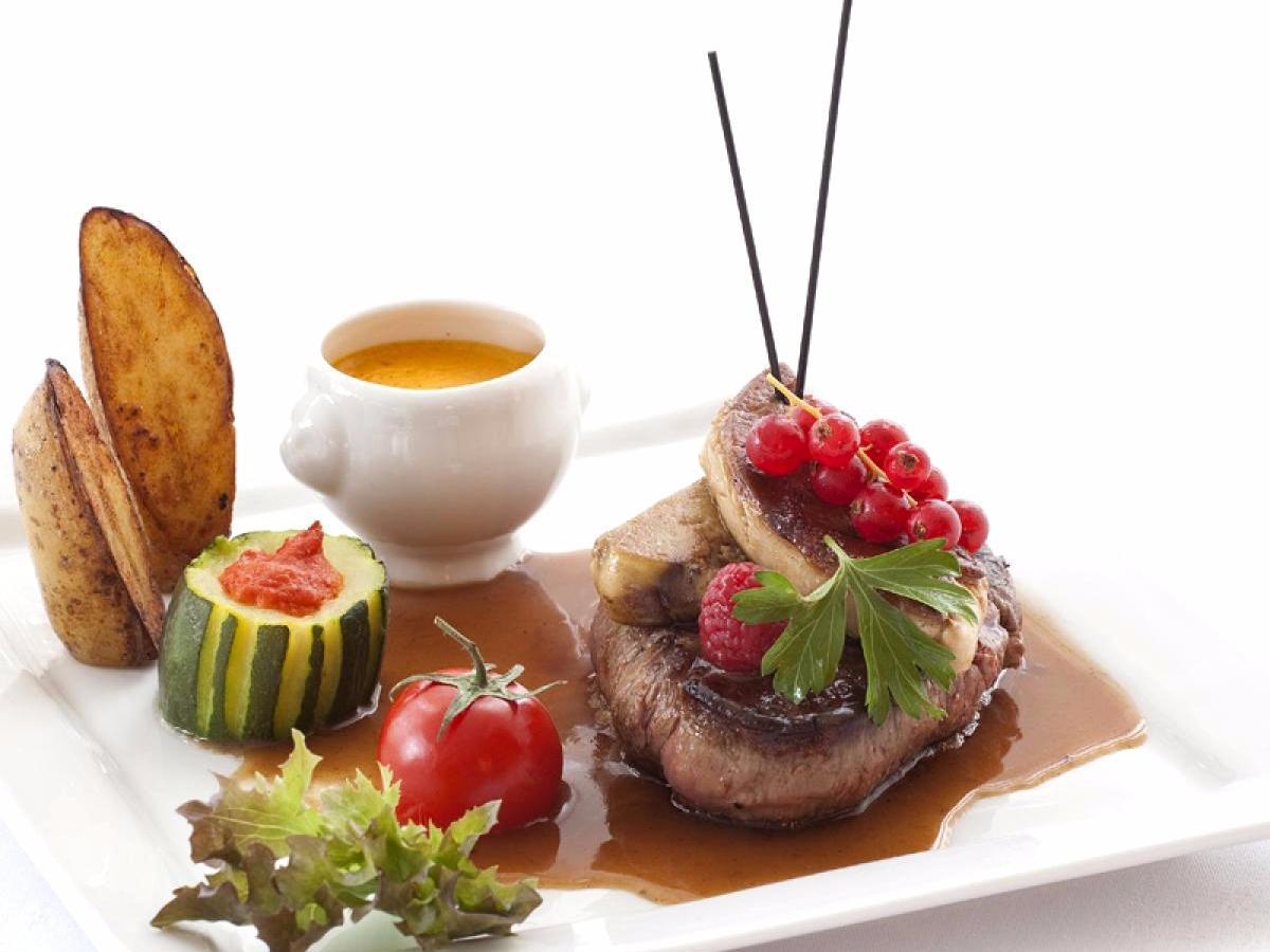 Logis Hotel Royal Saint-Mart Royat Εξωτερικό φωτογραφία